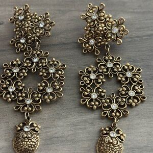 Vtg Barrera for Avon gold dangle imperial Floral Drop Earrings
